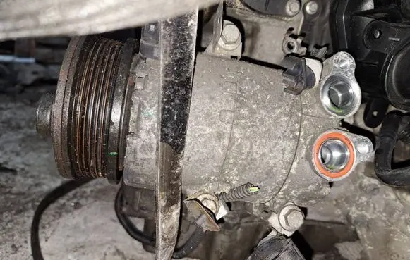 Ford Mondeo MK IV Air conditioning (A/C) compressor (pump) 20080508