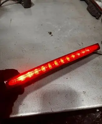 Volvo V40 Third/center stoplight E210116 1090102