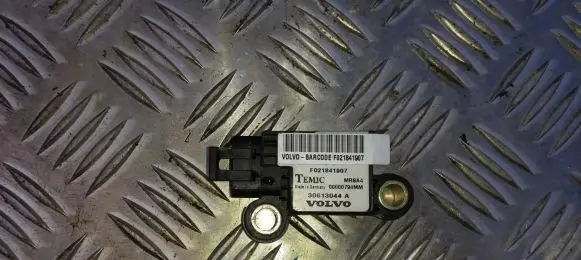 Volvo S40, V40 Airbag deployment crash/impact sensor 30613044A