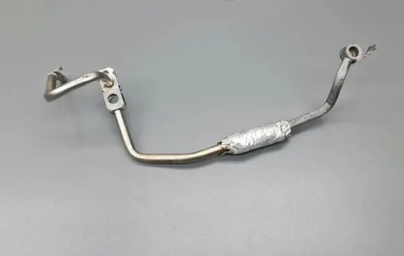 Coolant pipe/hose