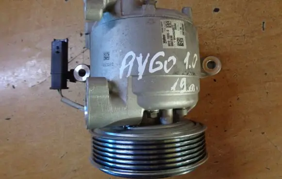 Toyota Aygo AB40 Air conditioning (A/C) compressor (pump) 88310YV010D