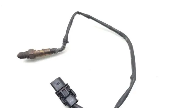 Volkswagen PASSAT CC Lambda probe sensor 03L906262 0281004085