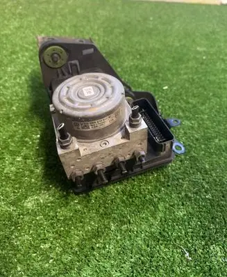 Skoda Octavia Mk4 ABS Pump 5WA614517BC 10022022854