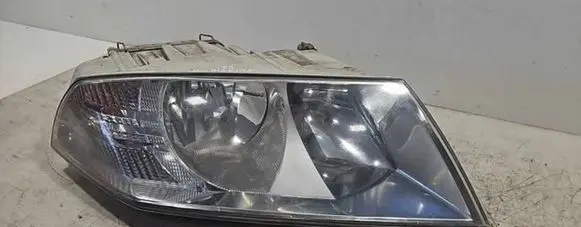 Skoda Octavia Mk2 (1Z) Headlight/headlamp