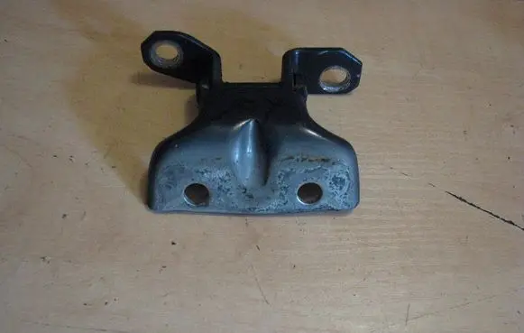 KIA Ceed Rear door upper hinge 793102E000