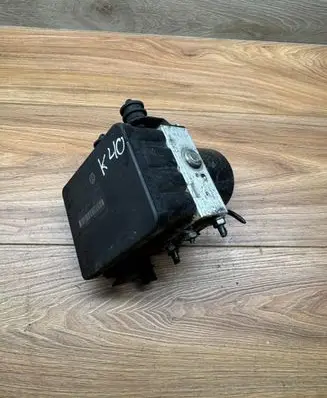 Seat Leon (1P) ABS Pump 1K0907379AC 0000530 10096003593