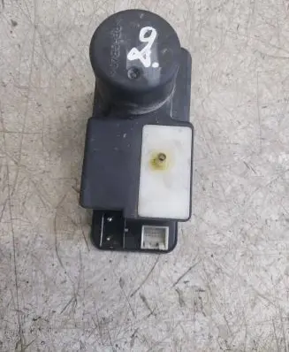 Audi 80 90 S2 B4 Vacuum pump 4A0862257C