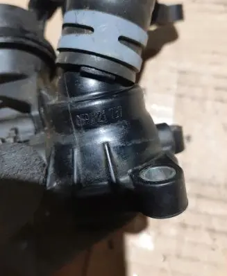 Audi A6 C7 Clutch fluid level sensor 059121737AM