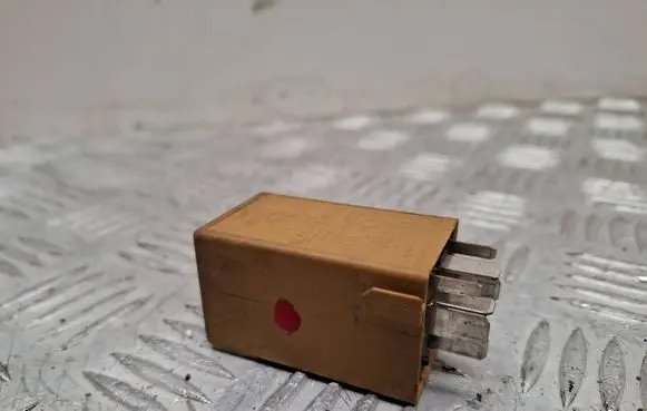BMW 3 E46 Window control relay 61368384505