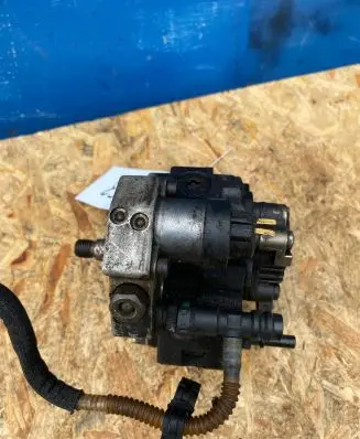 Suzuki Grand Vitara II Fuel injection high pressure pump 8200256255 393509 20789S