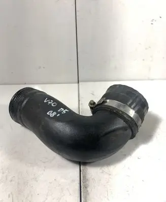 Volvo V70 Air intake duct part 30651920