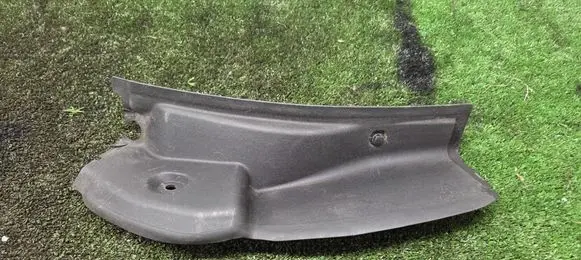 Mercedes-Benz GLE (W166 - C292) Rear/tail light trim molding A1666910300