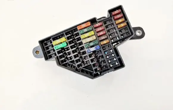 Volkswagen Golf V Fuse box set 1k1941824