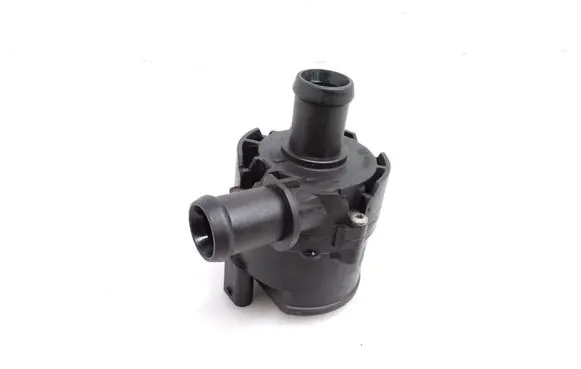 Volkswagen PASSAT B8 Electric auxiliary coolant/water pump 5C0965567