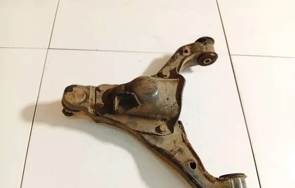 Mercedes-Benz Sprinter W906 Front lower control arm/wishbone 