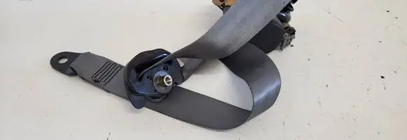 Citroen C5 Front seatbelt 040139