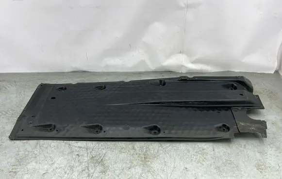 Seat Altea Side bottom protection 1K0825211E 1Q0825211