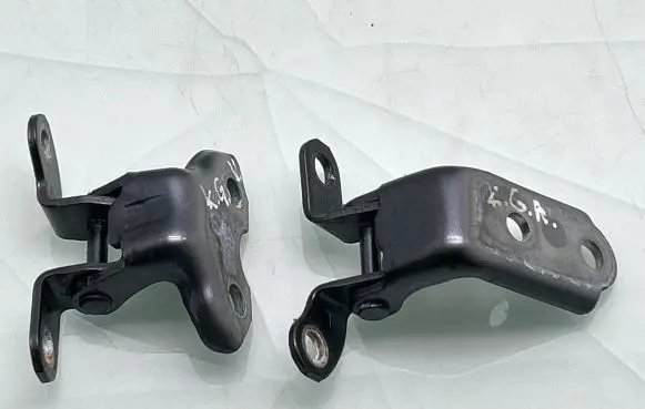 Toyota RAV 4 (XA50) Rear door hinge set A046694