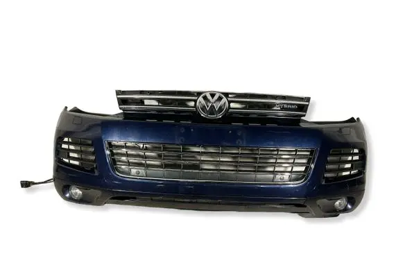 Volkswagen Touareg II Front bumper 7P6807221B