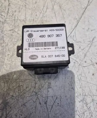 Audi TT Mk1 Light module LCM 4B0907357 271198 5LA00784500
