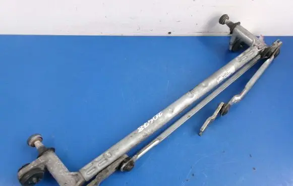 Seat Ibiza IV (6J,6P) Front wiper linkage and motor 6R1955023A