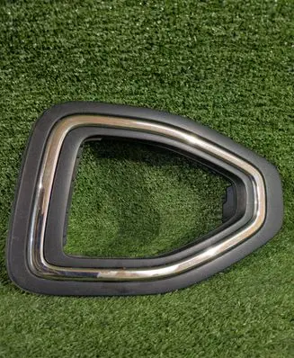 Volkswagen T-Roc Front bumper lower grill 