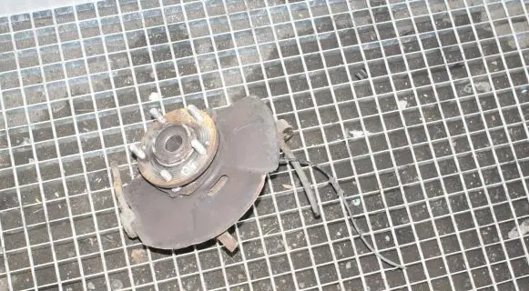 KIA Sportage Front wheel hub