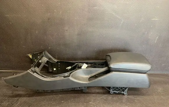 BMW X5 E53 Armrest 53F22880 825312705 1925628