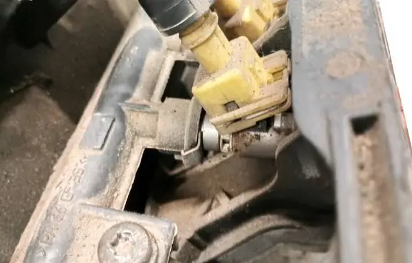Fiat Punto (188) Fuel injector