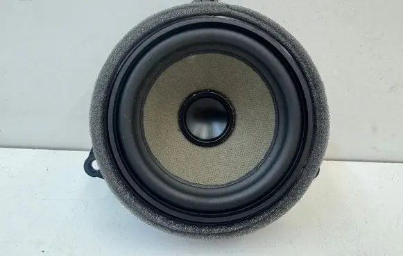BMW X5 F15 Front door speaker 9286367