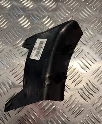 Porsche Macan (95B) Rear/tail light trim molding 95B945312C