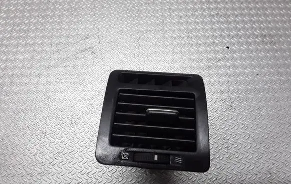Toyota Corolla Verso E121 Dashboard side air vent grill/cover trim 5565013020
