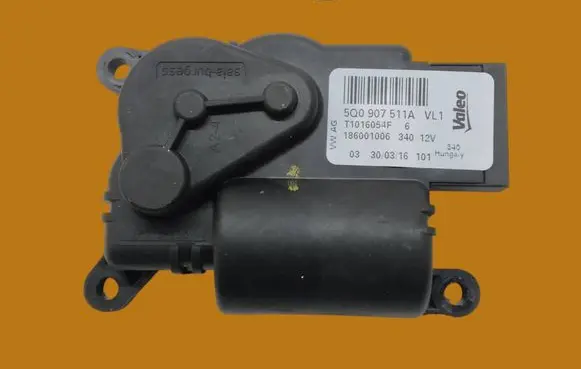 Volkswagen Touran III Air flap motor/actuator 5Q0907511A