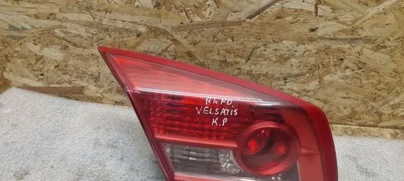 Renault Vel Satis Tailgate rear/tail lights 8200014362 8200384033
