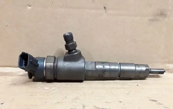 Ford Focus Fuel injector 0445110340