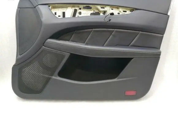 Mercedes-Benz CLS C218 X218 Front door card panel trim A2187202300