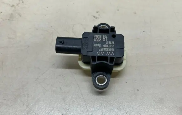 Audi A8 S8 D4 4H Airbag deployment crash/impact sensor 4H0955557