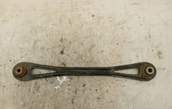 Porsche Cayenne (9PA) Rear control arm 7L8501529A