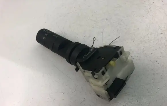 Nissan Qashqai Indicator stalk 8517SN