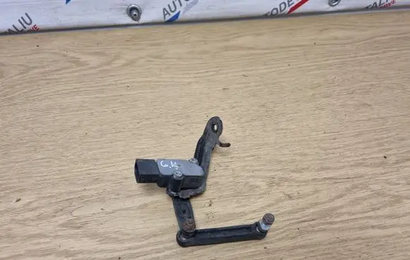 BMW X5 F15 Headlight/headlamp level sensor 6867646