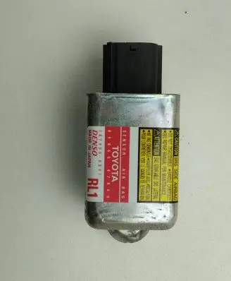 Toyota Prius (XW20) Airbag deployment crash/impact sensor 8986047040 1879000891
