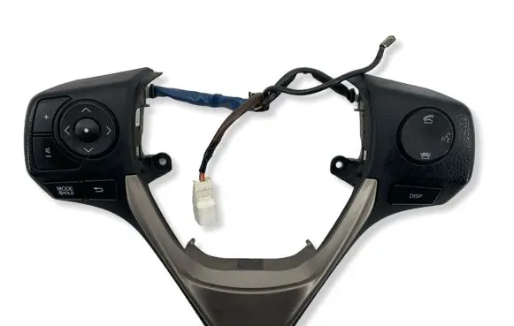 Toyota RAV 4 (XA40) Steering wheel trim 75E566