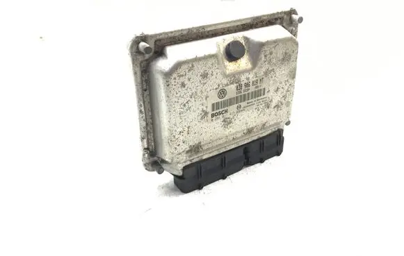 Volkswagen New Beetle Engine control unit/module 038906019MT 1039S02595 K4974