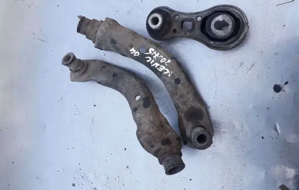 Renault Scenic II - Grand scenic II Front anti-roll bar/stabilizer link 