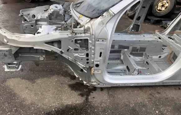 Volvo XC90 Front quarter panel 
