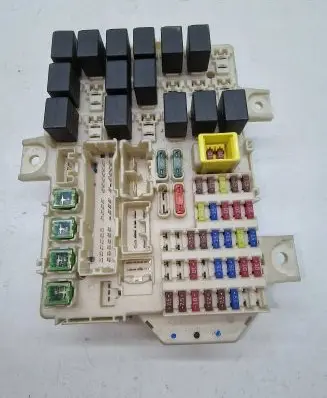 Mitsubishi Colt Fuse box set MN108319 8637A171