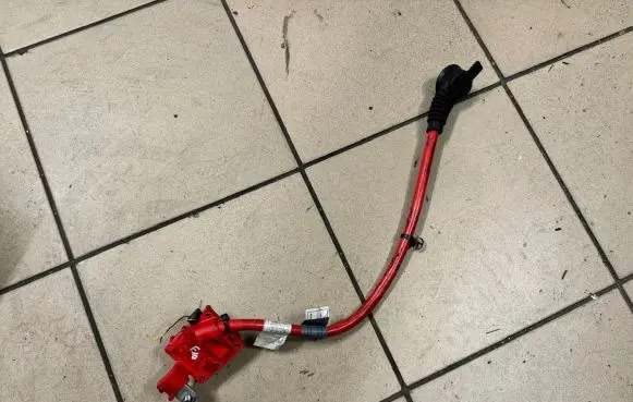 BMW 5 F10 F11 Positive cable (battery) 9217034 EEZ17Z KW312