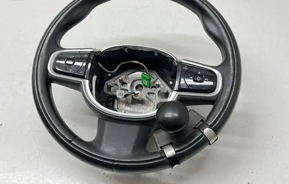 Volvo XC90 Steering wheel 31407817 623810495
