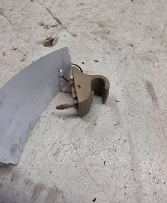 Hyundai Sonata Sun visor clip/hook/bracket 1234