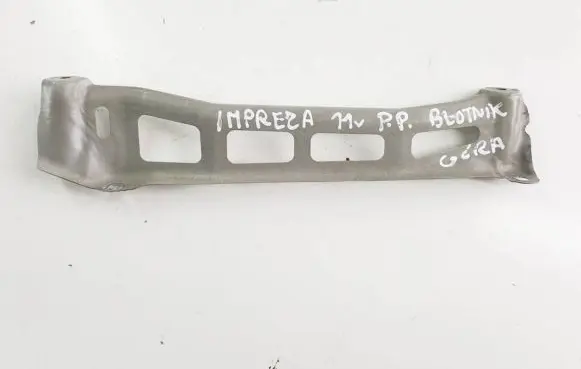 Subaru Impreza III Fender mounting bracket